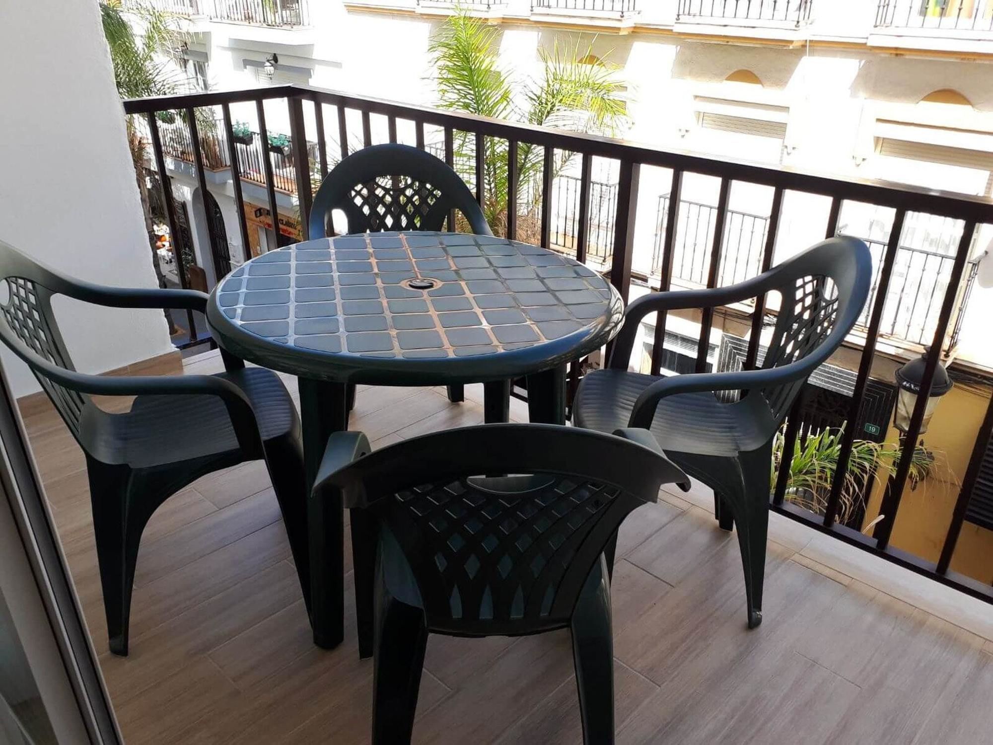 Apartment With 3 Bedrooms In Fuengirola, With Furnished Terrace - 10 M Exterior photo